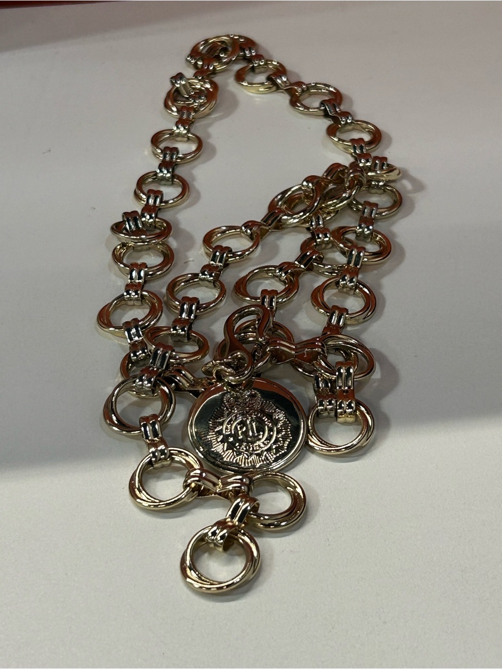 Ralph Lauren gold chain belt great condition - Picture 7 of 7